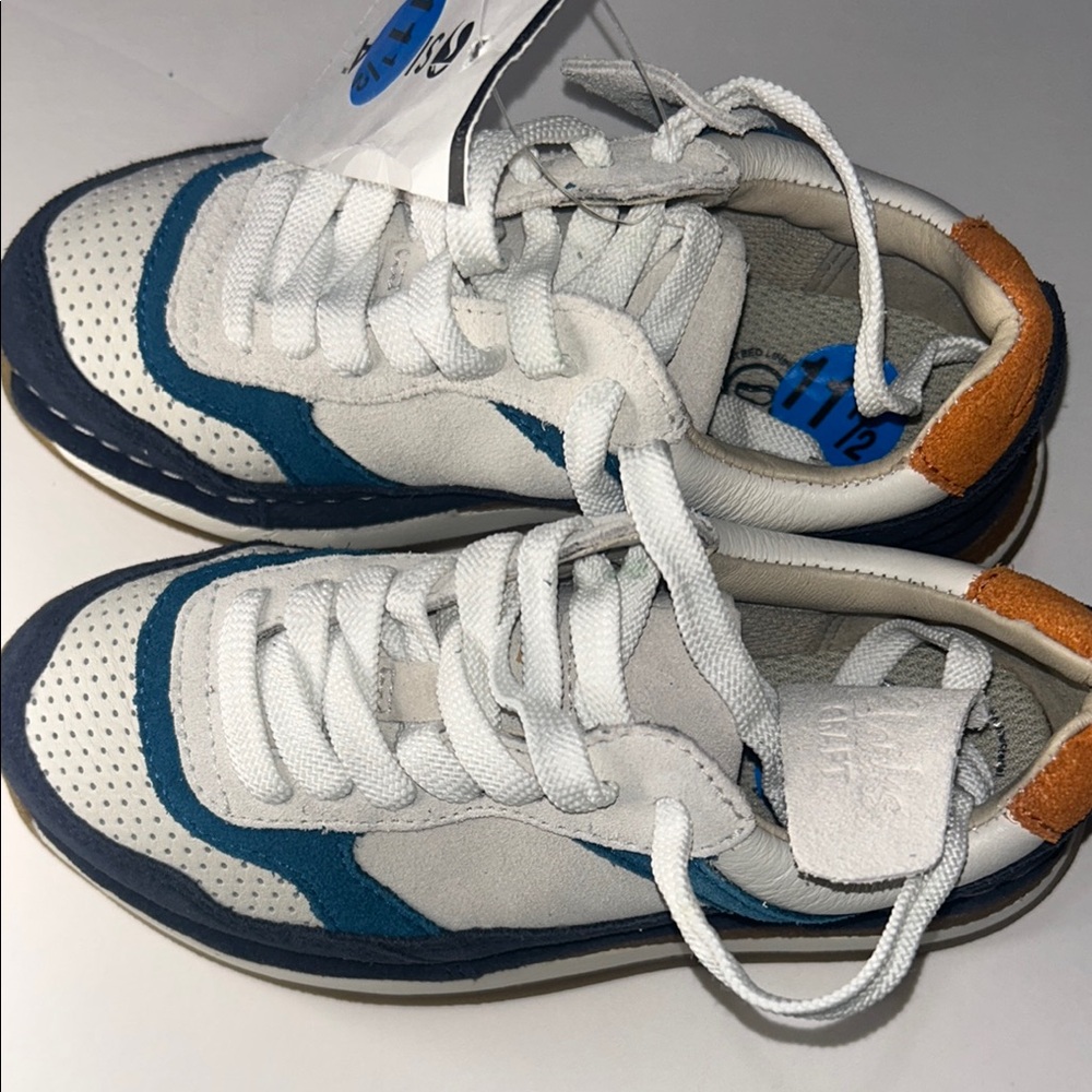 Clarks Craft Run White and Blue Retro Sneakers